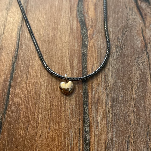 Pandora gold heart with onyx color necklace - Picture 2 of 4